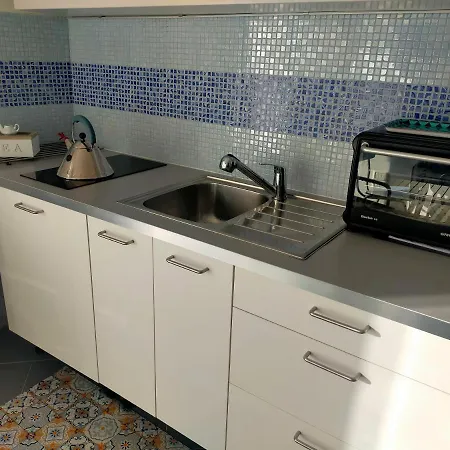 Casa Adriana Fronte Mare Apartman *