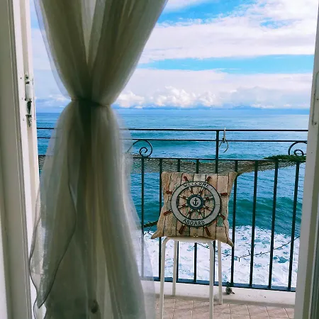 Apartment Casa Adriana Fronte Mare